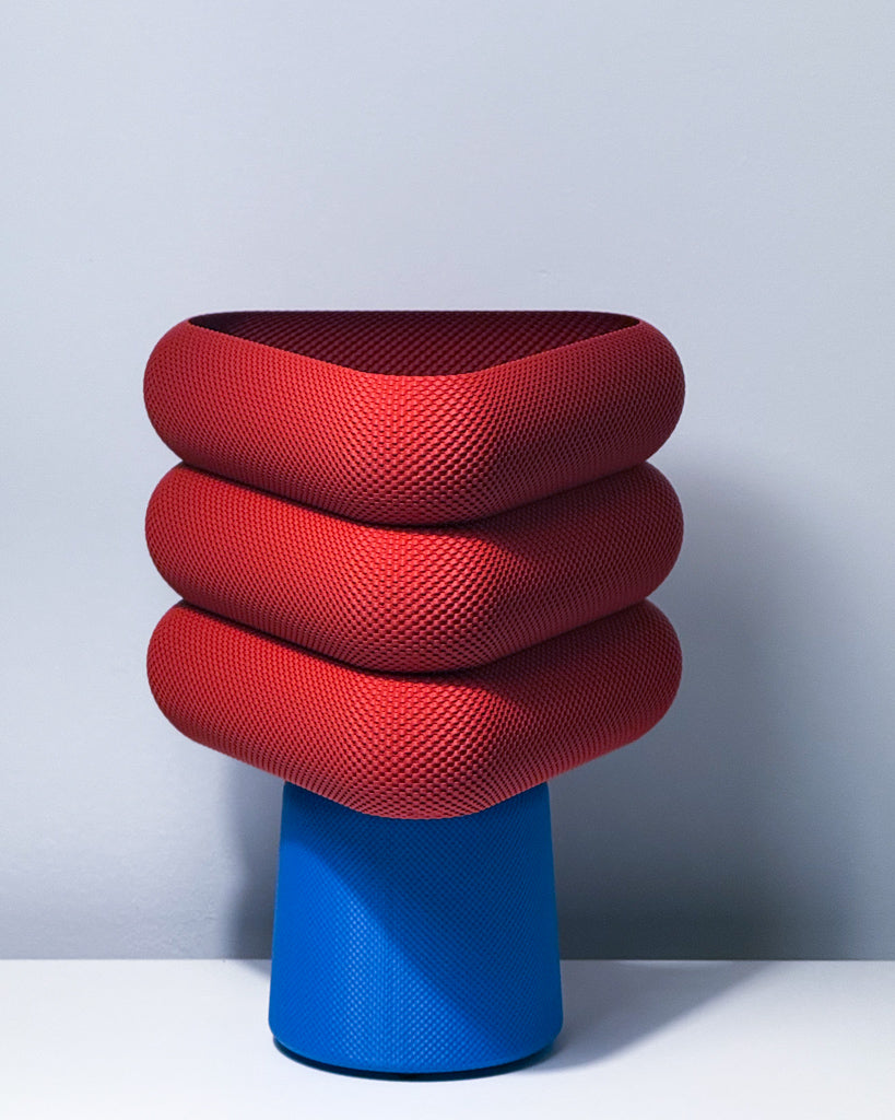 Retro-Tischlampe Lume in Blau-Rot mit Korbstruktur, 3D-gedruckt – TAO Dekor
